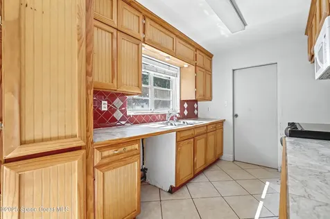 305 W Arlington Street Satellite Beach FL 32937