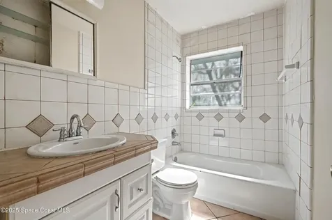 305 W Arlington Street Satellite Beach FL 32937