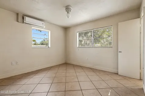 305 W Arlington Street Satellite Beach FL 32937