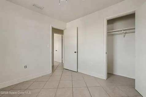 305 W Arlington Street Satellite Beach FL 32937