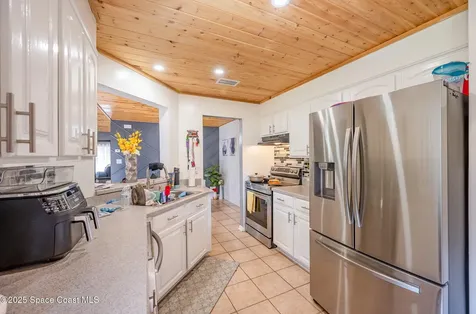 1330 Seabreeze Street SW Palm Bay FL 32908