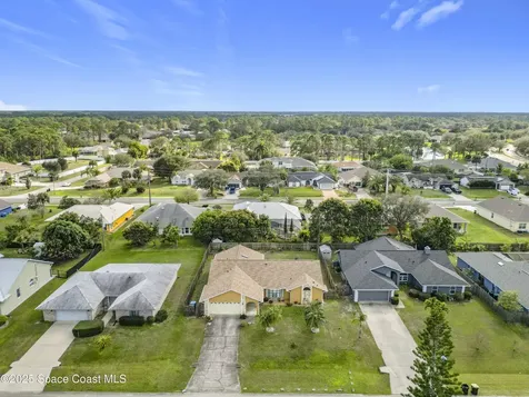 950 Grainger Street SE Palm Bay FL 32909