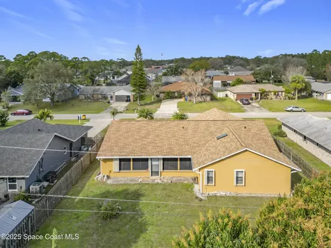 950 Grainger Street SE Palm Bay FL 32909