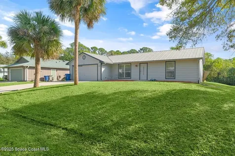 1440 16th Court SW Vero Beach FL 32962