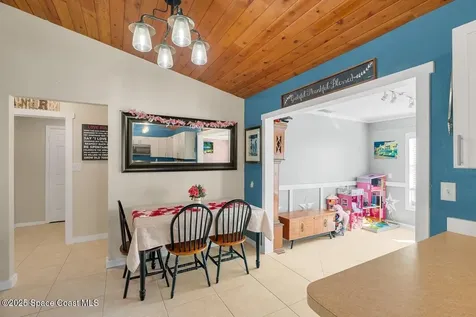 1440 16th Court SW Vero Beach FL 32962