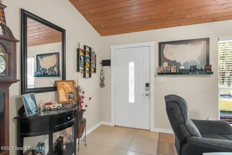 1440 16th Court SW Vero Beach FL 32962