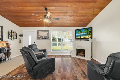 1440 16th Court SW Vero Beach FL 32962