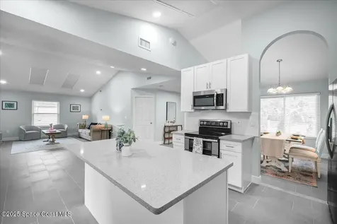1406 Kaslo Circle NW Palm Bay FL 32907