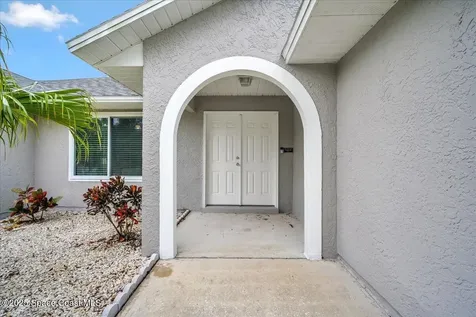 1406 Kaslo Circle NW Palm Bay FL 32907