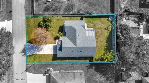 1406 Kaslo Circle NW Palm Bay FL 32907