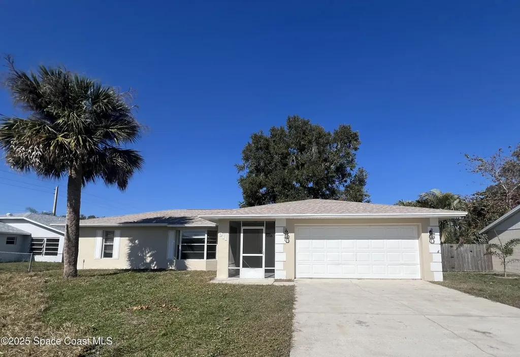 911 Forest Street NE Palm Bay FL 32907