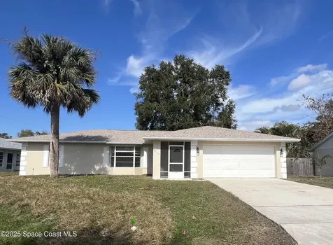 911 Forest Street NE Palm Bay FL 32907