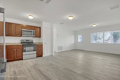 282 Hollywood Boulevard Melbourne FL 32904