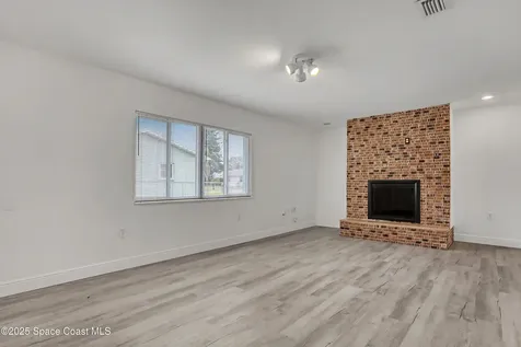 282 Hollywood Boulevard Melbourne FL 32904
