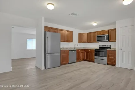 282 Hollywood Boulevard Melbourne FL 32904