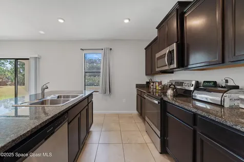 778 Old Country Road SE Palm Bay FL 32909