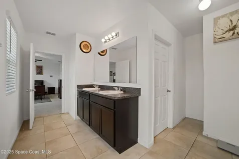 778 Old Country Road SE Palm Bay FL 32909