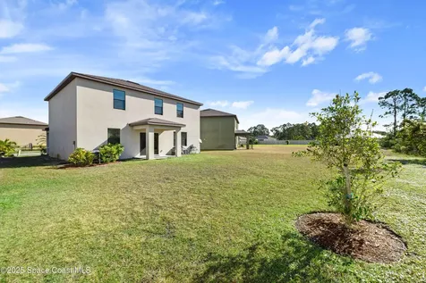 778 Old Country Road SE Palm Bay FL 32909