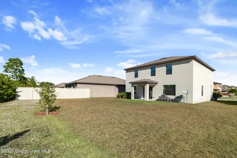 778 Old Country Road SE Palm Bay FL 32909