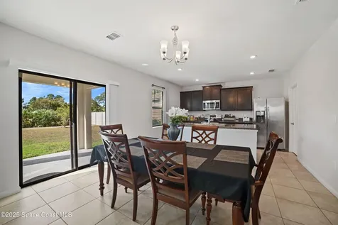 778 Old Country Road SE Palm Bay FL 32909