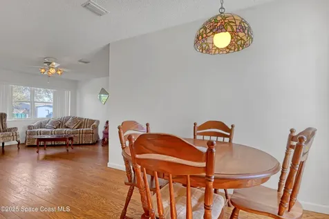 572 Westminster Avenue Melbourne FL 32935