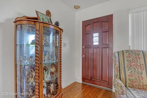 572 Westminster Avenue Melbourne FL 32935