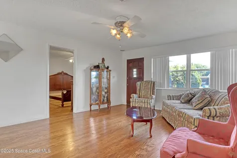 572 Westminster Avenue Melbourne FL 32935