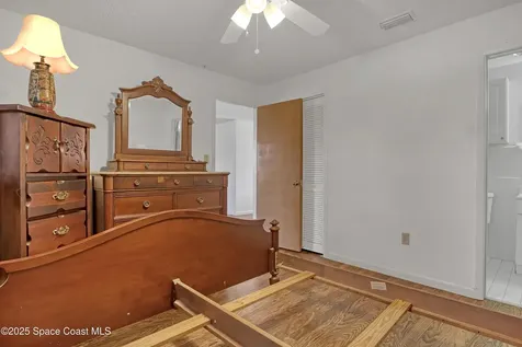 572 Westminster Avenue Melbourne FL 32935