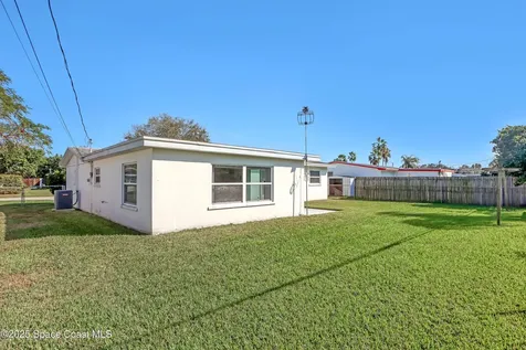 572 Westminster Avenue Melbourne FL 32935