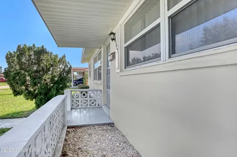 572 Westminster Avenue Melbourne FL 32935