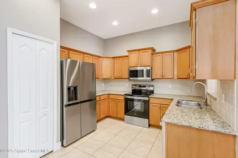 1026 Eleuthera Drive NE Palm Bay FL 32905