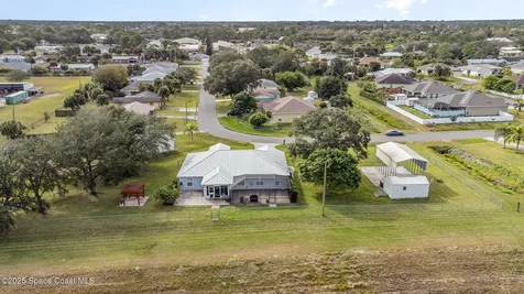 207 Fernandina Street NW Palm Bay FL 32907