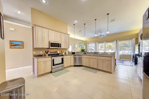 561 Tuttle Court SE Palm Bay FL 32909