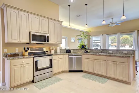561 Tuttle Court SE Palm Bay FL 32909