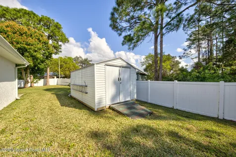 561 Tuttle Court SE Palm Bay FL 32909