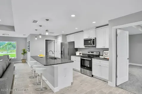 440 Helicon Avenue NW Palm Bay FL 32907