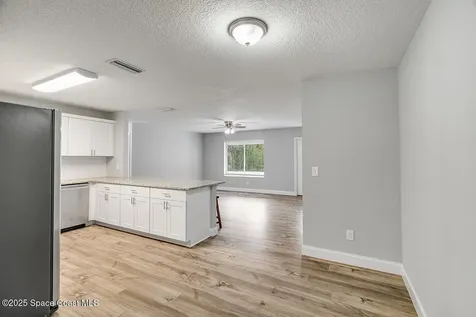 6266 5th Street Vero Beach FL 32968