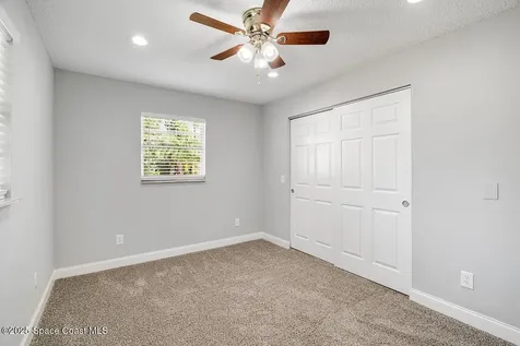 6266 5th Street Vero Beach FL 32968