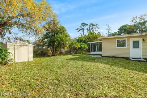 6266 5th Street Vero Beach FL 32968