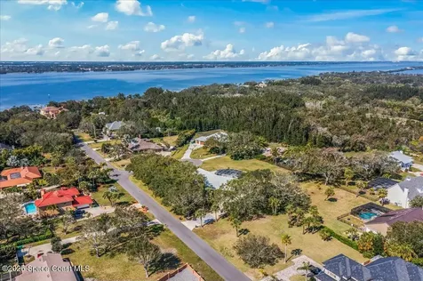 110 Crispin Street Merritt Island FL 32952