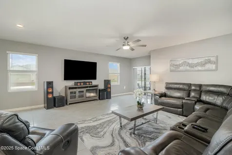 1703 Farmhouse Road SE Palm Bay FL 32909
