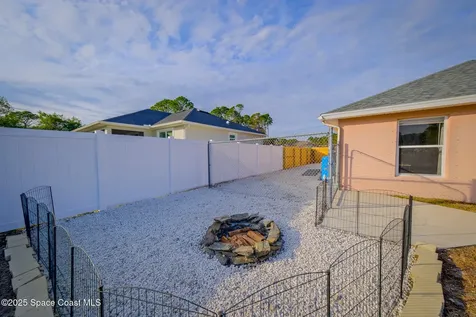 1266 Scottish Street SW Palm Bay FL 32908