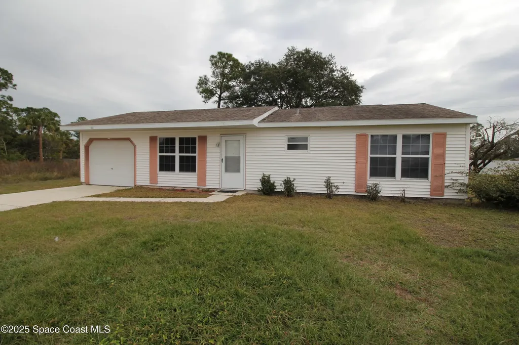 1059 Yakutat Avenue SE Palm Bay FL 32909