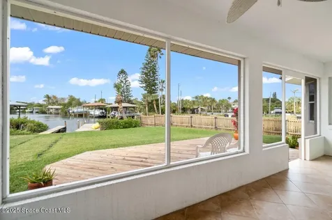 370 Lakeview Drive Melbourne Beach FL 32951