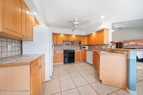 370 Lakeview Drive Melbourne Beach FL 32951
