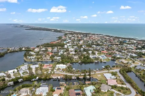 370 Lakeview Drive Melbourne Beach FL 32951
