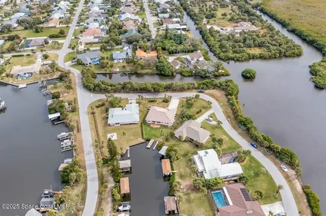 370 Lakeview Drive Melbourne Beach FL 32951