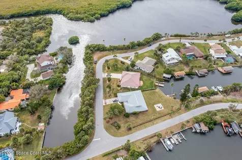 370 Lakeview Drive Melbourne Beach FL 32951