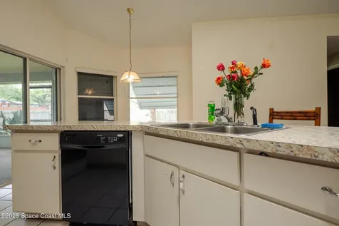 1613 Glenridge Street NW Palm Bay FL 32907