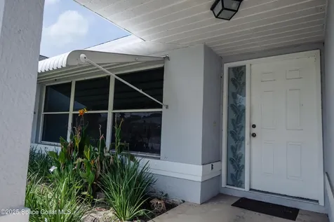1613 Glenridge Street NW Palm Bay FL 32907